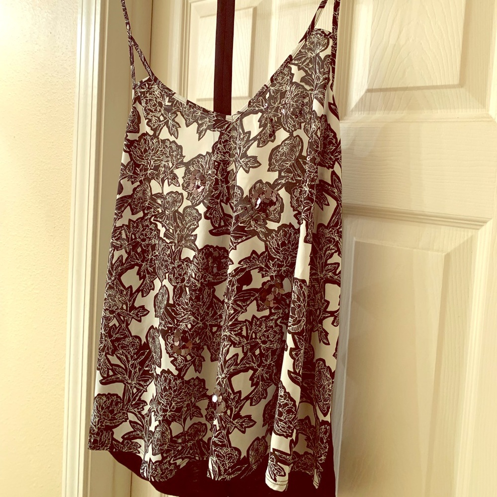 Black/White T-camisole with sequin detail